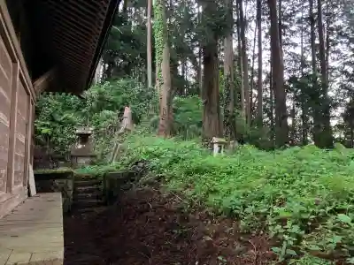 剱神社の{uncategorized: "未分類", other: "その他", undefined: "問題あり", building: "その他建物", grave: "お墓", sacred_gate: "鳥居", guardian: "狛犬", statue: "像", buddha: "仏像", history: "歴史", nature: "自然", garden: "庭園", animal: "動物", pagoda: "塔", temizu: "手水舎", mountain_gate: "山門・神門", sanctuary: "本殿・本堂", subordinate: "末社・摂社", art: "芸術", scenery: "景色", jizo: "地蔵", ema: "絵馬", goshuin: "御朱印", omikuji: "おみくじ", items: "授与品その他", amulet: "お守り", goshuincho: "御朱印帳", eats: "食事", festival: "お祭り", votive_dance: "神楽", shichigosan: "七五三参", wedding: "結婚式", experience: "体験その他", initially: "初詣", around: "周辺", anti_infection: "感染症対策"}