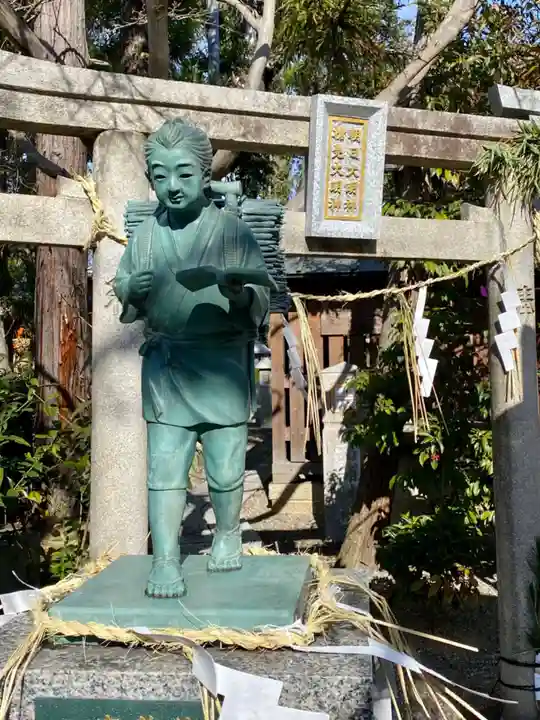 九帝王宮 萱野神社(滋賀県)