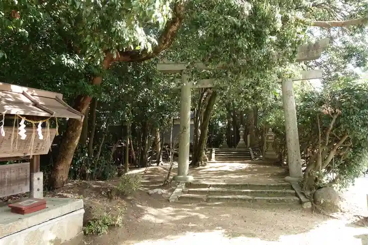 佐紀神社(亀畑)の鳥居