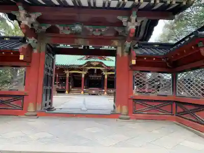根津神社の山門・神門