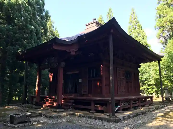 羽黒山荒澤寺の本殿・本堂