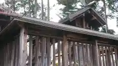 諏訪神社の本殿