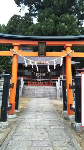 鼬幣稲荷神社の鳥居