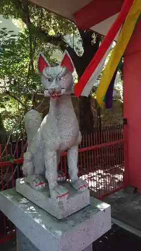 笠䅣稲荷神社の狛犬