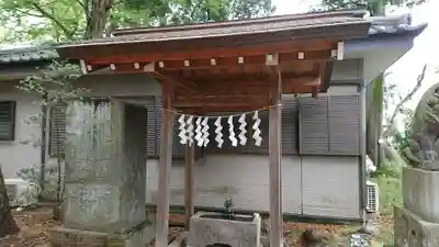 虎狛神社の手水舎