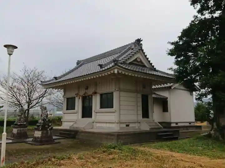 素盞嗚神社(樽井町宮前)の本殿・本堂