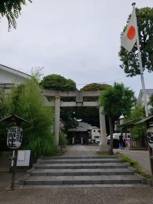 天沼熊野神社の鳥居