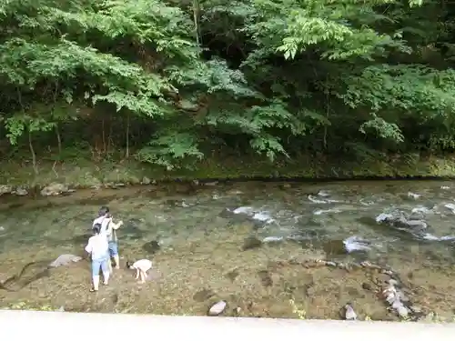 諏訪大社下社春宮の周辺