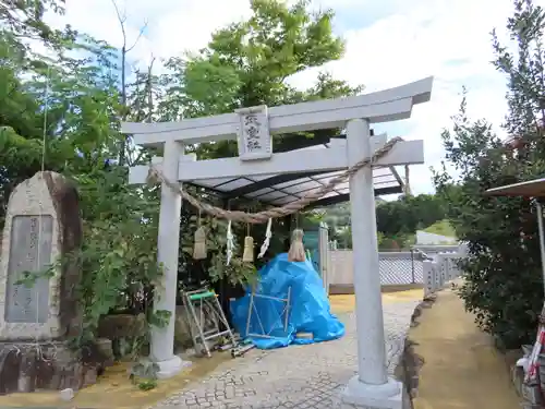 邇保姫神社の鳥居