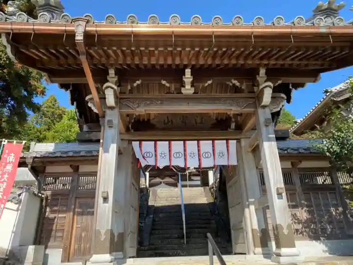 常福寺の山門・神門