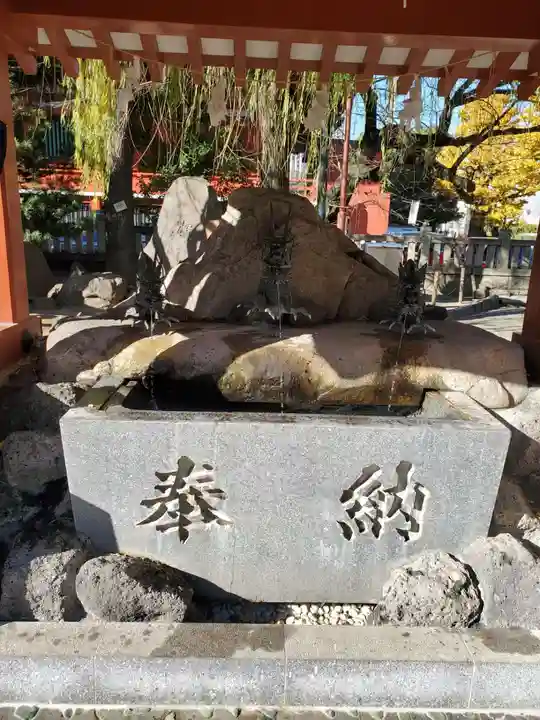 浅草神社の手水舎