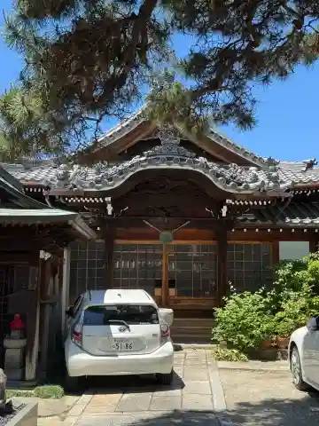 林貞寺の{uncategorized: "未分類", other: "その他", undefined: "問題あり", building: "その他建物", grave: "お墓", sacred_gate: "鳥居", guardian: "狛犬", statue: "像", buddha: "仏像", history: "歴史", nature: "自然", garden: "庭園", animal: "動物", pagoda: "塔", temizu: "手水舎", mountain_gate: "山門・神門", sanctuary: "本殿・本堂", subordinate: "末社・摂社", art: "芸術", scenery: "景色", jizo: "地蔵", ema: "絵馬", goshuin: "御朱印", omikuji: "おみくじ", items: "授与品その他", amulet: "お守り", goshuincho: "御朱印帳", eats: "食事", festival: "お祭り", votive_dance: "神楽", shichigosan: "七五三参", wedding: "結婚式", experience: "体験その他", initially: "初詣", around: "周辺", anti_infection: "感染症対策"}