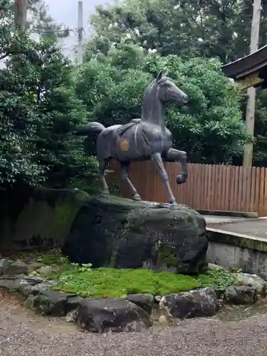 富山縣護國神社の像