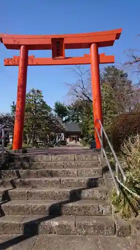 諏訪神社の鳥居