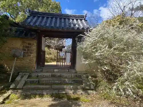 海龍王寺の山門・神門
