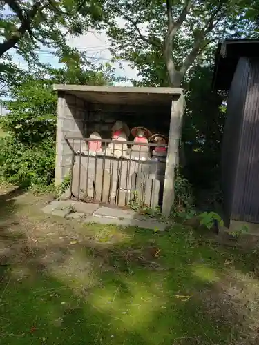 白山神社の地蔵