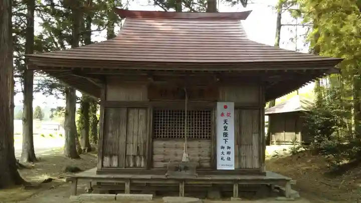 寅卯神社の本殿・本堂