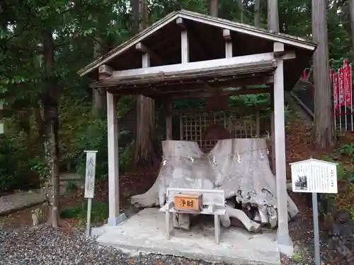 事任八幡宮の建物その他