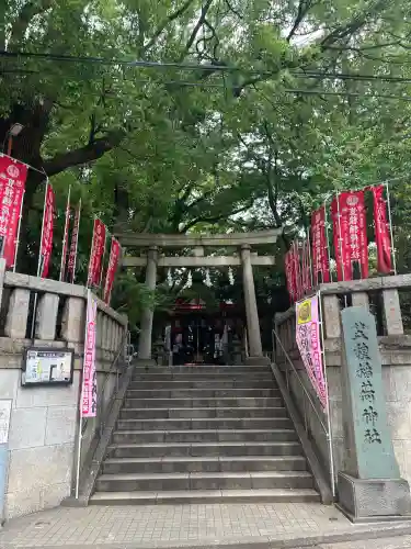 笠䅣稲荷神社の{uncategorized: "未分類", other: "その他", undefined: "問題あり", building: "その他建物", grave: "お墓", sacred_gate: "鳥居", guardian: "狛犬", statue: "像", buddha: "仏像", history: "歴史", nature: "自然", garden: "庭園", animal: "動物", pagoda: "塔", temizu: "手水舎", mountain_gate: "山門・神門", sanctuary: "本殿・本堂", subordinate: "末社・摂社", art: "芸術", scenery: "景色", jizo: "地蔵", ema: "絵馬", goshuin: "御朱印", omikuji: "おみくじ", items: "授与品その他", amulet: "お守り", goshuincho: "御朱印帳", eats: "食事", festival: "お祭り", votive_dance: "神楽", shichigosan: "七五三参", wedding: "結婚式", experience: "体験その他", initially: "初詣", around: "周辺", anti_infection: "感染症対策"}