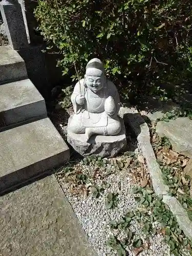 一ノ宮神社の像