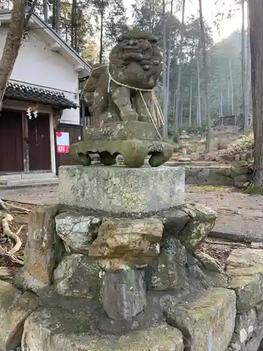 五十餘州神社の狛犬