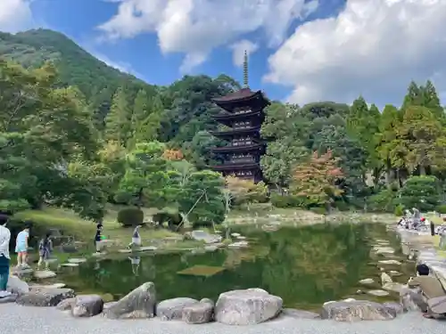 瑠璃光寺の庭園