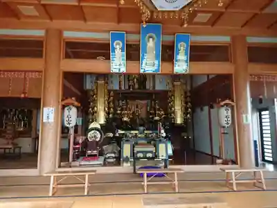 石山寺の本殿・本堂