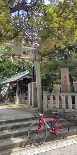 綾瀬稲荷神社の鳥居