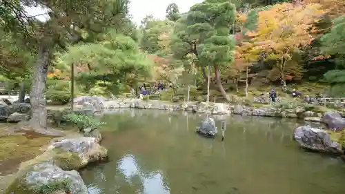 慈照寺（慈照禅寺・銀閣寺）の{uncategorized: "未分類", other: "その他", undefined: "問題あり", building: "その他建物", grave: "お墓", sacred_gate: "鳥居", guardian: "狛犬", statue: "像", buddha: "仏像", history: "歴史", nature: "自然", garden: "庭園", animal: "動物", pagoda: "塔", temizu: "手水舎", mountain_gate: "山門・神門", sanctuary: "本殿・本堂", subordinate: "末社・摂社", art: "芸術", scenery: "景色", jizo: "地蔵", ema: "絵馬", goshuin: "御朱印", omikuji: "おみくじ", items: "授与品その他", amulet: "お守り", goshuincho: "御朱印帳", eats: "食事", festival: "お祭り", votive_dance: "神楽", shichigosan: "七五三参", wedding: "結婚式", experience: "体験その他", initially: "初詣", around: "周辺", anti_infection: "感染症対策"}