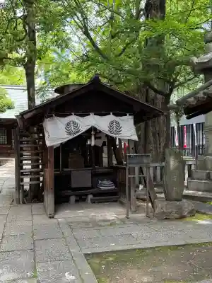 神明社の{uncategorized: "未分類", other: "その他", undefined: "問題あり", building: "その他建物", grave: "お墓", sacred_gate: "鳥居", guardian: "狛犬", statue: "像", buddha: "仏像", history: "歴史", nature: "自然", garden: "庭園", animal: "動物", pagoda: "塔", temizu: "手水舎", mountain_gate: "山門・神門", sanctuary: "本殿・本堂", subordinate: "末社・摂社", art: "芸術", scenery: "景色", jizo: "地蔵", ema: "絵馬", goshuin: "御朱印", omikuji: "おみくじ", items: "授与品その他", amulet: "お守り", goshuincho: "御朱印帳", eats: "食事", festival: "お祭り", votive_dance: "神楽", shichigosan: "七五三参", wedding: "結婚式", experience: "体験その他", initially: "初詣", around: "周辺", anti_infection: "感染症対策"}