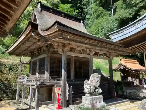 春日神社の本殿