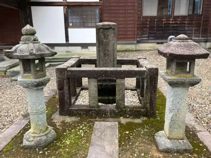 本願寺国府別院(新潟県)
