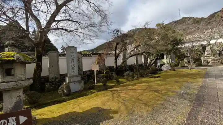 西教寺(滋賀県)