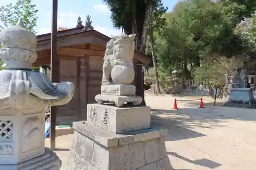 清神社の狛犬