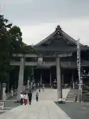 豊川閣　妙厳寺の鳥居