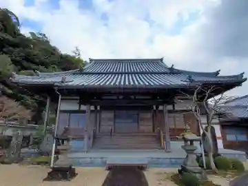 西楽寺の本殿・本堂