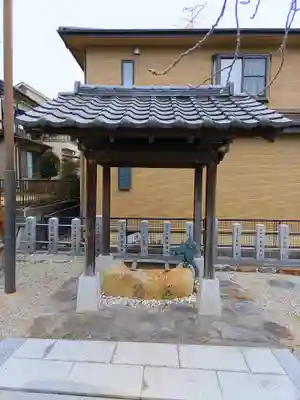 本地ヶ原神社の手水舎