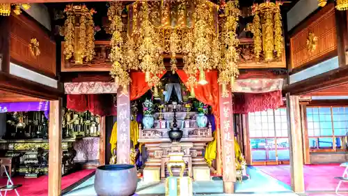 極楽寺の本殿・本堂