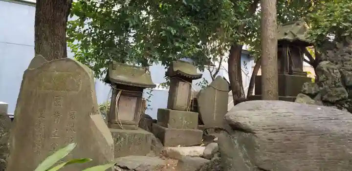 諏訪神社の末社・摂社