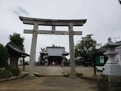 氷川八幡神社の鳥居