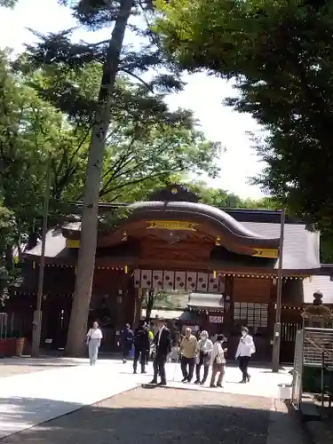 大國魂神社の山門