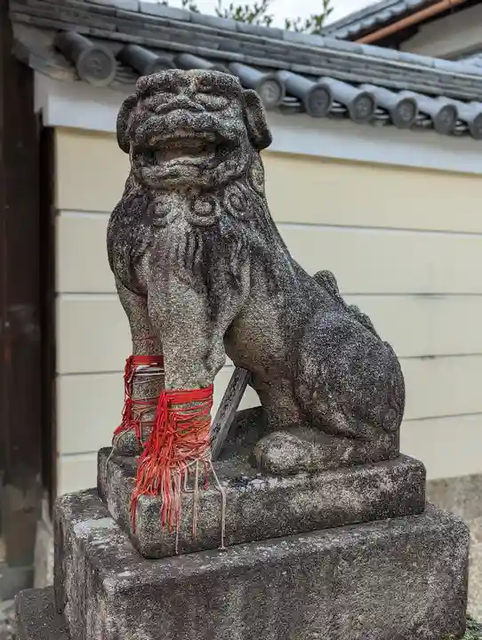 御霊神社の狛犬