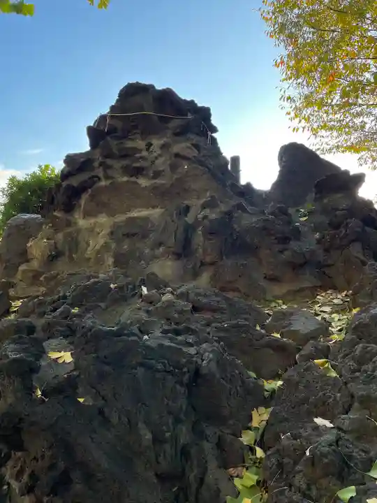 鳩森八幡神社の末社・摂社