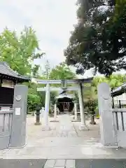 三囲神社の鳥居