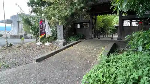 福泉寺（曽我寺）の山門・神門