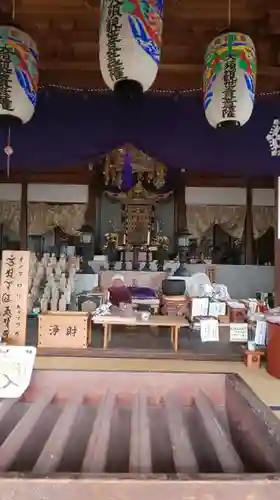 真福寺の本殿・本堂