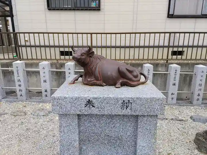 本地ヶ原神社の狛犬