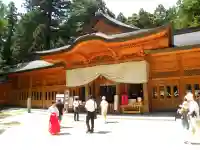 穂高神社本宮の{uncategorized: "未分類", other: "その他", undefined: "問題あり", building: "その他建物", grave: "お墓", sacred_gate: "鳥居", guardian: "狛犬", statue: "像", buddha: "仏像", history: "歴史", nature: "自然", garden: "庭園", animal: "動物", pagoda: "塔", temizu: "手水舎", mountain_gate: "山門・神門", sanctuary: "本殿・本堂", subordinate: "末社・摂社", art: "芸術", scenery: "景色", jizo: "地蔵", ema: "絵馬", goshuin: "御朱印", omikuji: "おみくじ", items: "授与品その他", amulet: "お守り", goshuincho: "御朱印帳", eats: "食事", festival: "お祭り", votive_dance: "神楽", shichigosan: "七五三参", wedding: "結婚式", experience: "体験その他", initially: "初詣", around: "周辺", anti_infection: "感染症対策"}