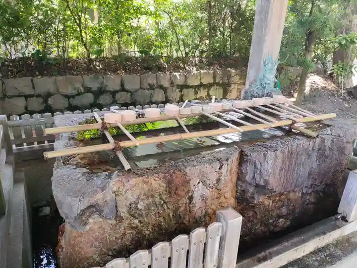 土佐神社の手水舎
