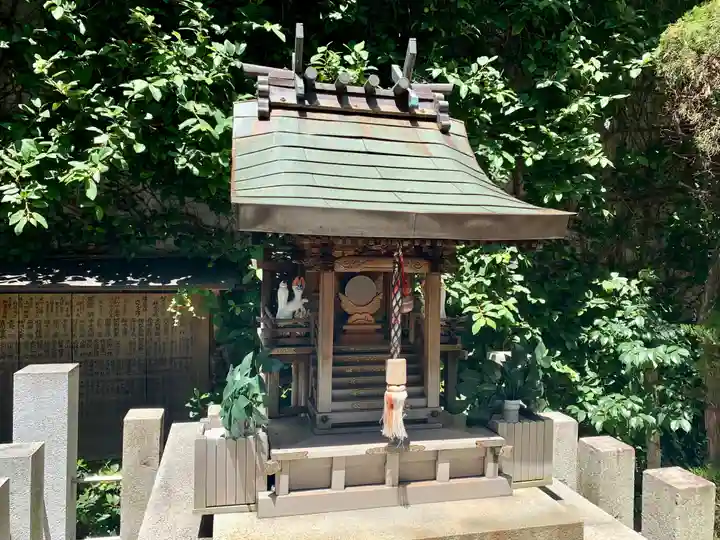 豊富稲荷大明神・早川稲荷大明神の本殿・本堂